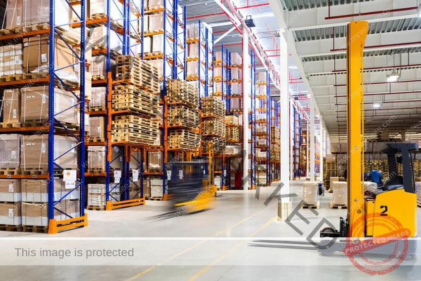 Câu hỏi thường gặp về dịch vụ cho thuê kho lạnh, bao gồm chi phí, thời gian thuê, vận chuyển, tiêu chuẩn an toàn và bảo trì.
