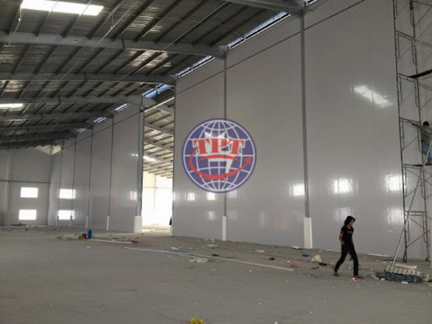 Lắp Đặt Kho Mát: Giải Pháp Bảo Quản Thực Phẩm Tối Ưu 6 Lắp Đặt Kho Mát: Giải Pháp Bảo Quản Thực Phẩm Tối Ưu